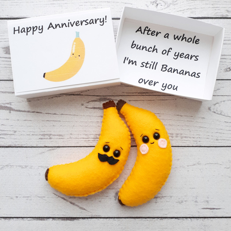 Banana-plush-anniversary-gift-box