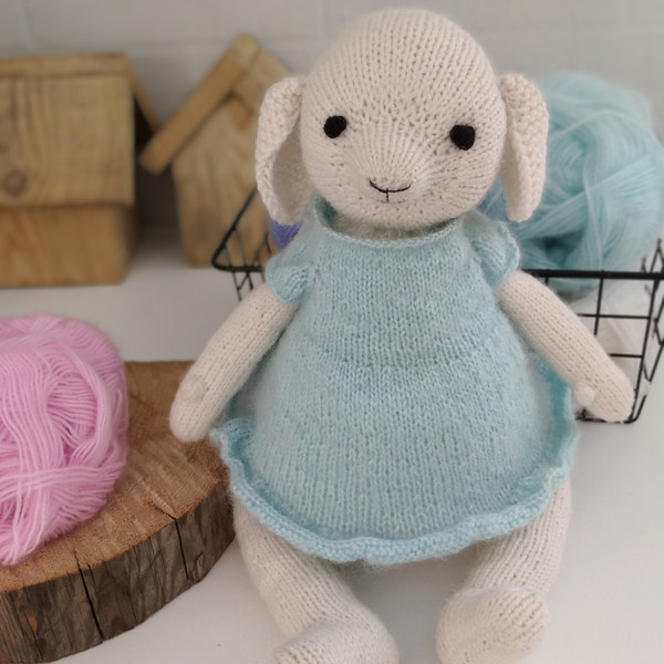 Sheep knitting pattern. Knitted lamb toy  Doll knitting pattern, animal plush, knitted lamb, sheep