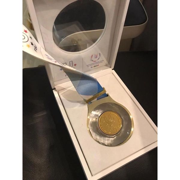 Universiade-Olympic-Games-Winner-medal-4.jpg