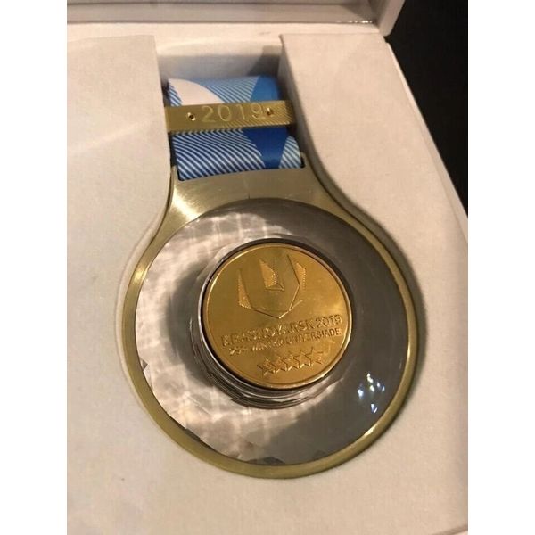 Universiade-Olympic-Games-Winner-medal-5.jpg