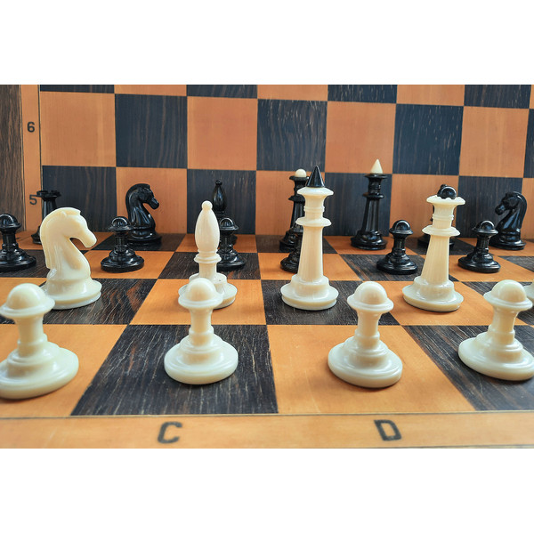 carbolite_chessmen3.jpg