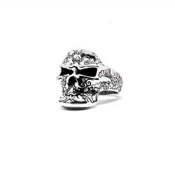Massive ring with a stylized skull silver 925 biker rings