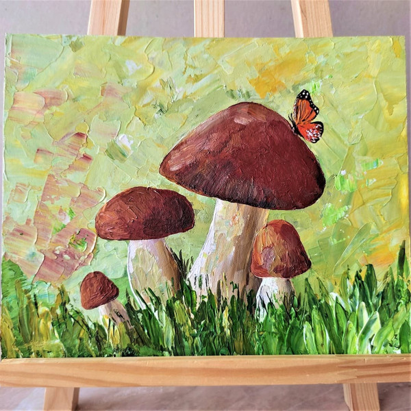 Impasto-painting-two-mushrooms-in-a-clearing