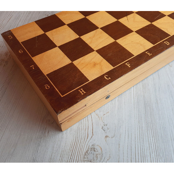 45_cm_board_&_chessmen2.jpg