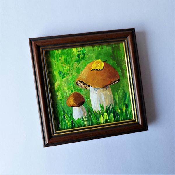 Acrylic-painting-in-style-impasto-mushroom
