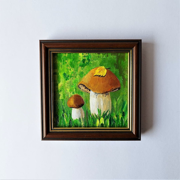 Handwritten-mushroom-glade-mini-painting-by-acrylic-paints
