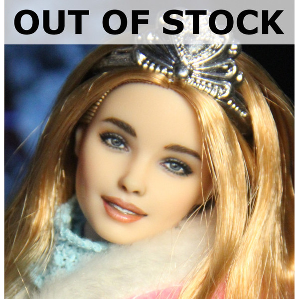 Cute Barbie Joyce doll face