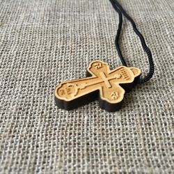 Wooden cross made of boxwood, No. 10, in the form of a Shamrock | Pectoral cross  | Height 3 cm