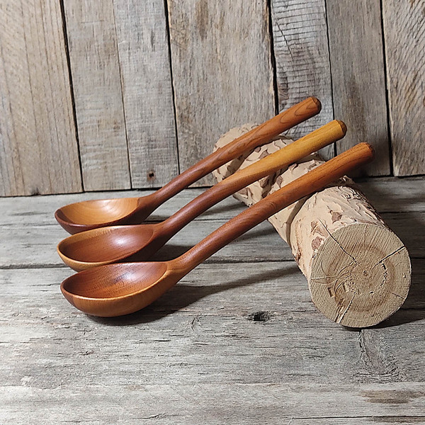 Apricot-wood-spoon.jpg