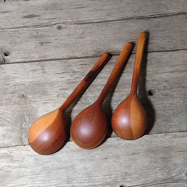 handmade-wooden--utensils.jpg