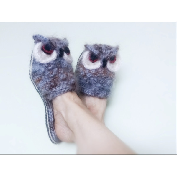 owl_realistic_slippers.jpg