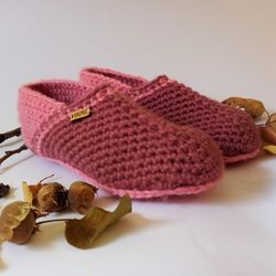 Crochet slippers. Easy Pdf crochet pattern