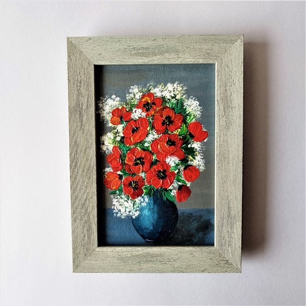 Acrylic-painting-poppies-bouquet-in-a-blue-vase-wall-decor