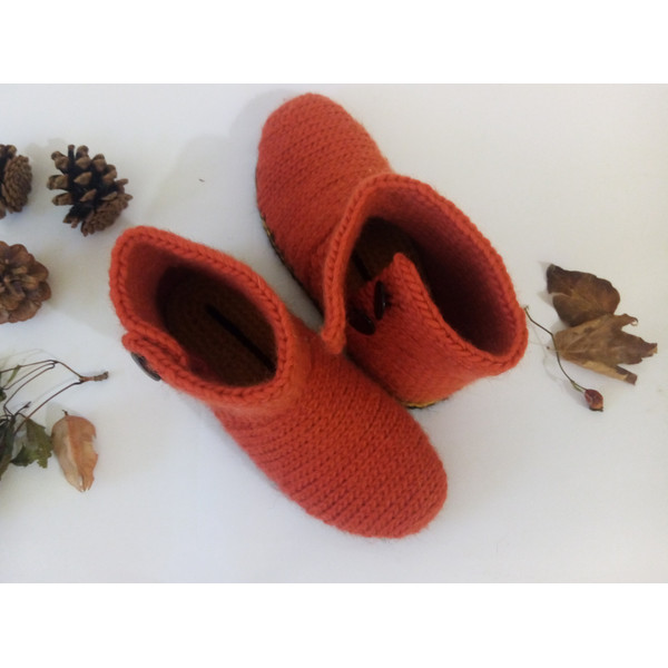 crochet_boots.jpg
