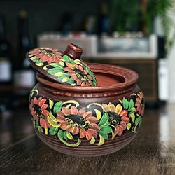 Pottery large casserole 152.16 fl.oz Handmade pot with lid and color pattern