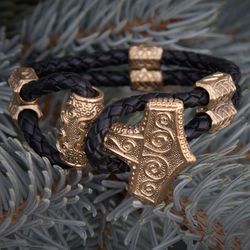 Bracelet with Mjolnir Gothland Thor's Hammer
