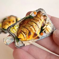 Miniature doll set with fried fish for playing in a dollhouse, scale 1:12, polymer plastic