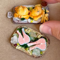Miniature doll set with fried chicken and flocks of fish for playing in a dollhouse, scale 1:12, polymer plastic