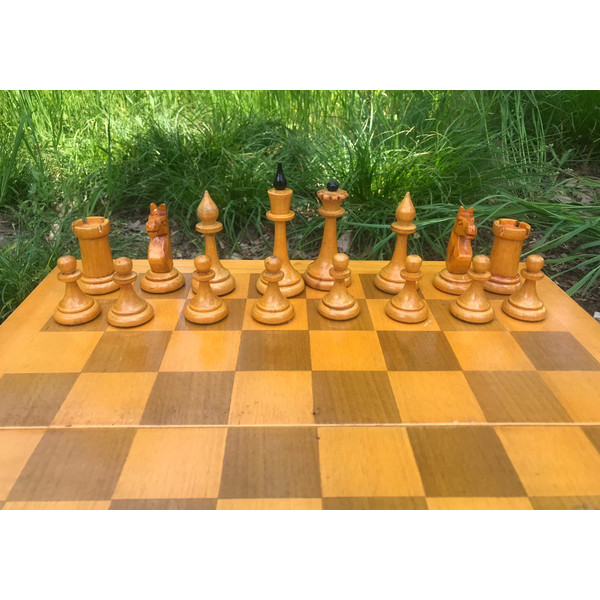 good_chess_wooden_60s.6.jpg