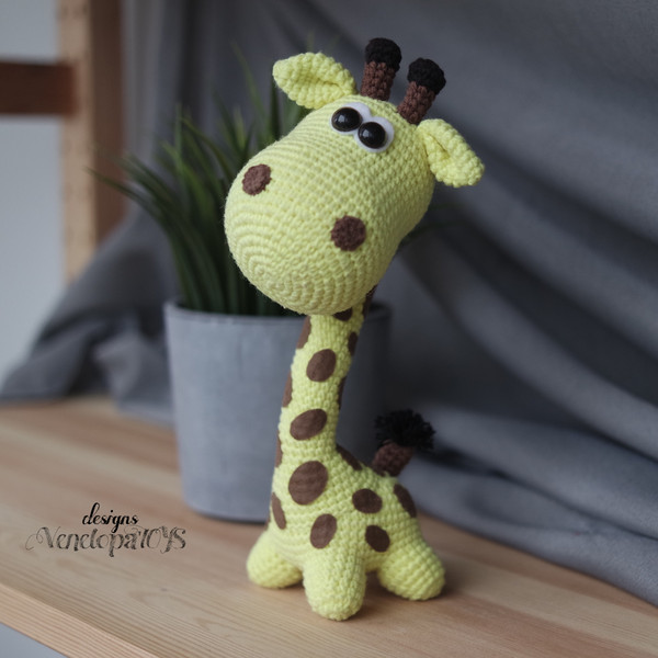 Crochet giraffe amigurumi toy pattern .jpeg