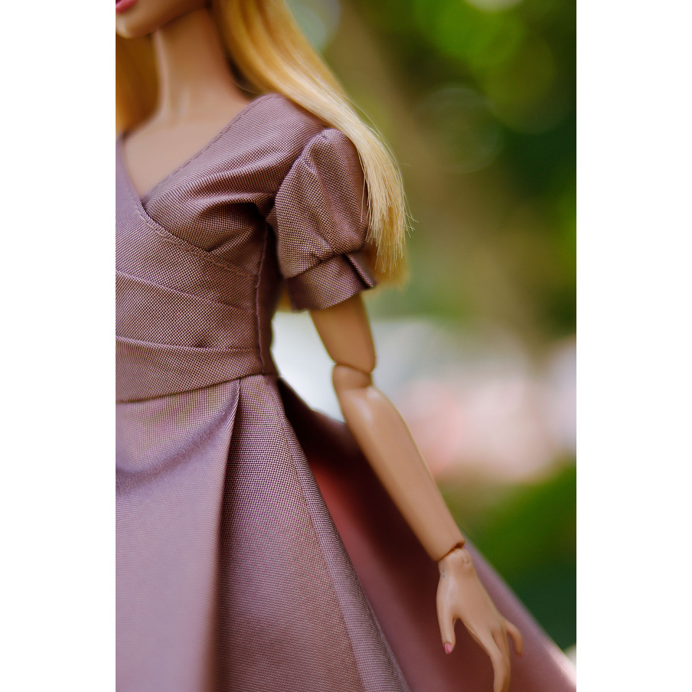 FA-032 Taffeta dress with underskirt-10.jpg