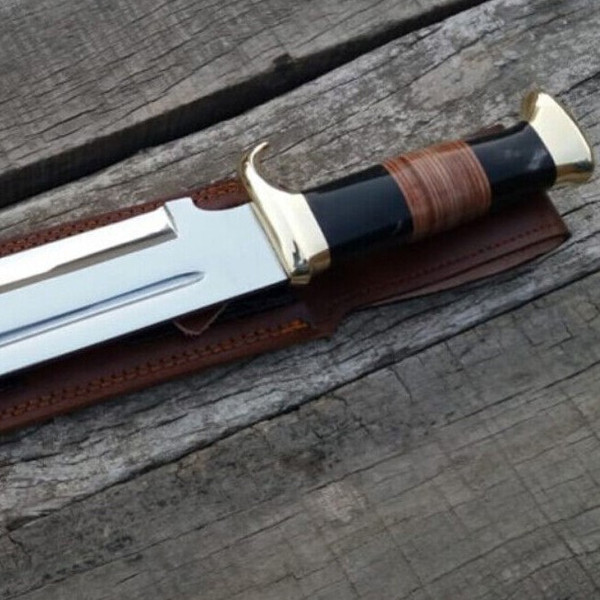 18 Custom Handmade Carbon Steel Crocodile Dundee Bowie Knife  Leather.jpg