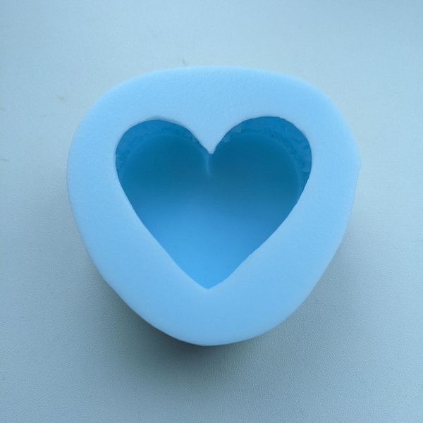Heart shaped macaron silicone mold