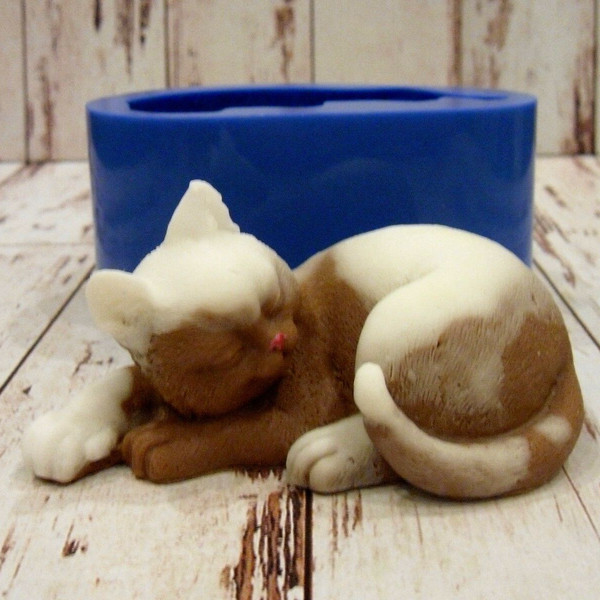 Sleeping cat soap and silicone mold