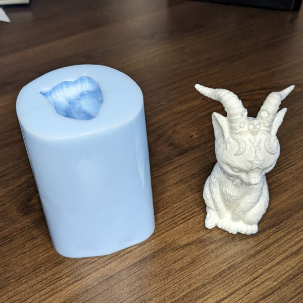 Horned cat silicone mold and figurine