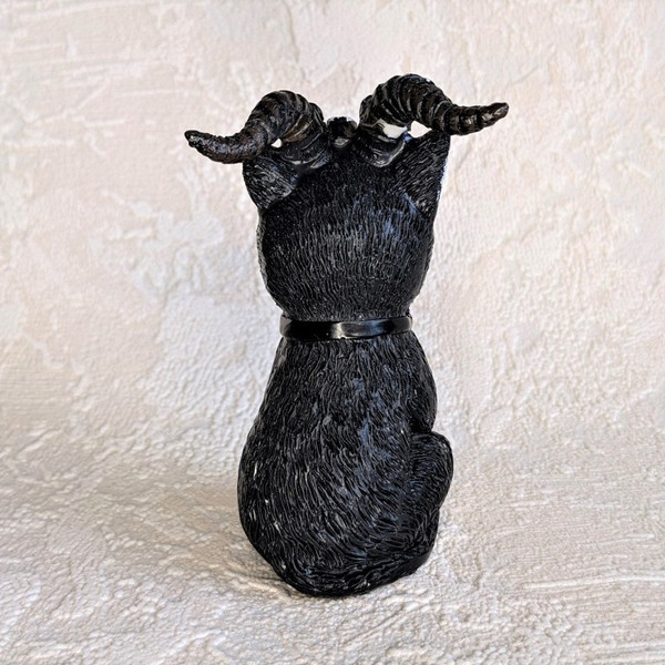 Horned cat candle