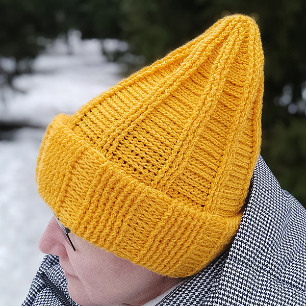 cosy winter beanie hat