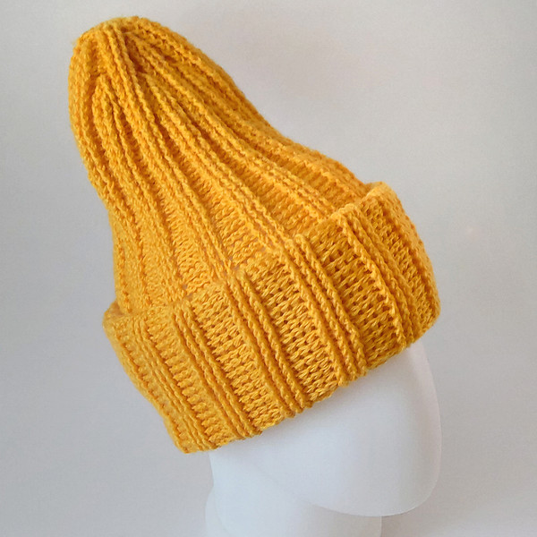 crochet ribbed hat in the round