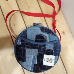 ROUND denim crossbody bag ,denim purse.round handbag, small purse, jeans handbag,handmade bag , crossbody purse, textile