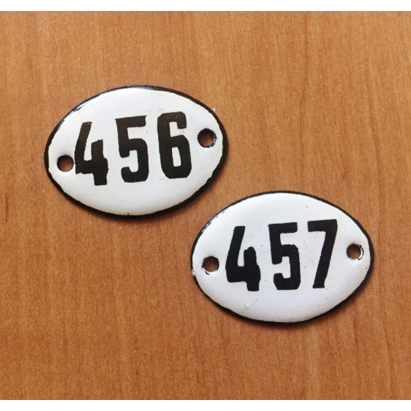 456 457 small apt number sign