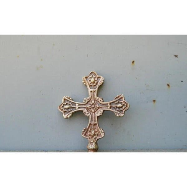 brass christian cross tip top vintage