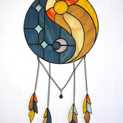 Yin Yang Dreamcatcher Stained Glass, Suncatcher Hanging Glass, Sun and Moon Yin Yang Symbol, Unique Moon Dream Catcher