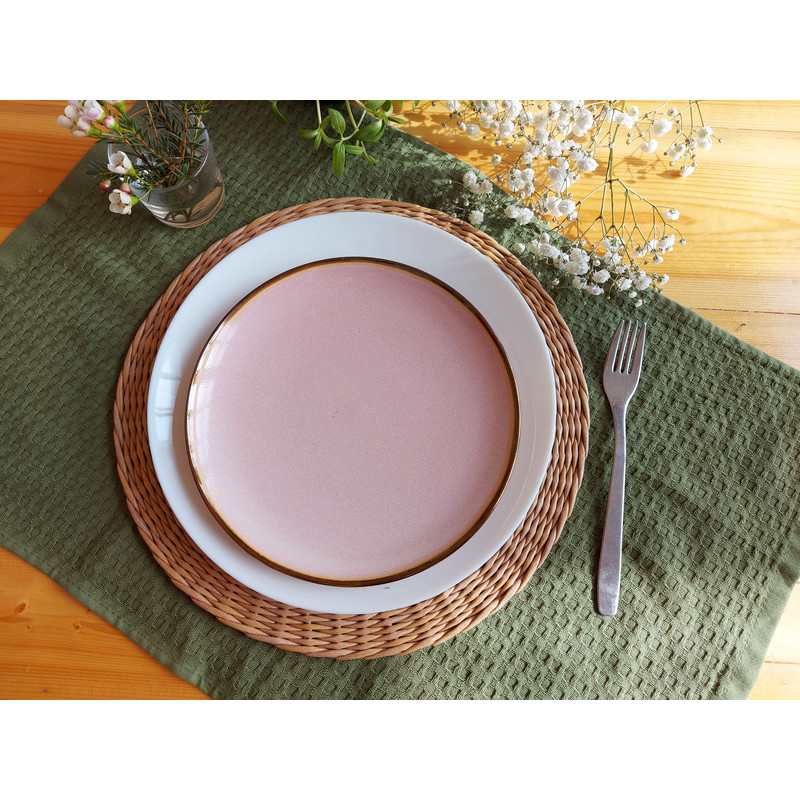round wicker placemats
