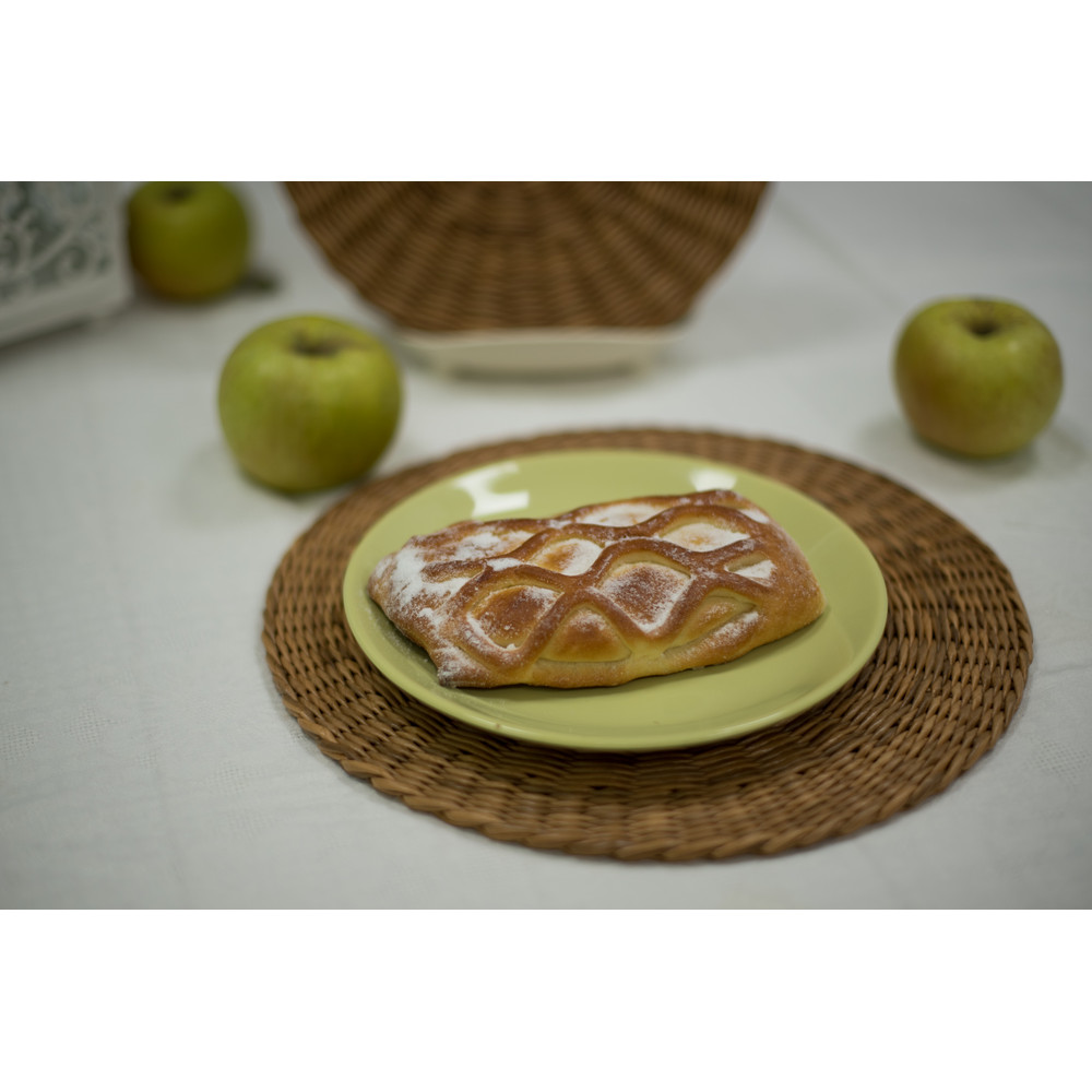 round wicker placemats