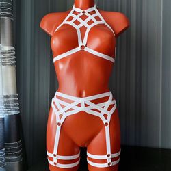 harness set lust white, harness lingerie, harness bra, cage bra, strappy, bdsm lingerie, harnesses, garter belt