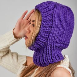 Knitted balaclava. Bulky wool. Purple color