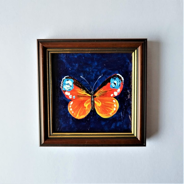 Insect-painting-bright-butterfly-impasto-wall-decor-for-living-room.jpg