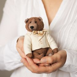 Artist teddy bear. OOAK teddy bear. 5-way jointed teddy bear. Collectible teddy bear. Gentleman Teddy Bear. Plush bear.