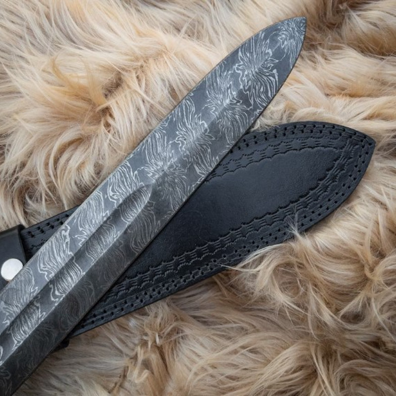 Damascus Steel Templar Style Arming Sword – Hand Forged Medieval Inspired Colle (3).jpg