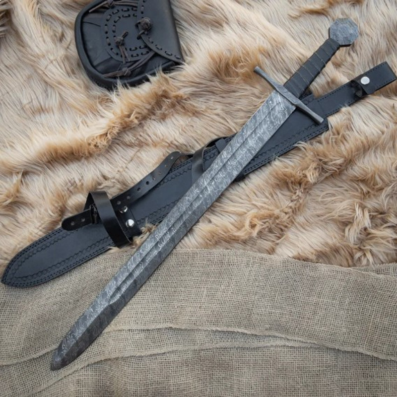 Damascus Steel Templar Style Arming Sword – Hand Forged Medieval Inspired Collect.jpg