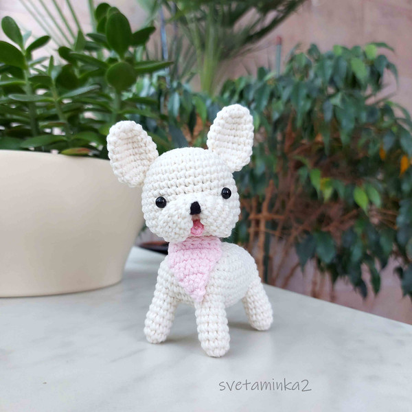 crochet-bulldog-pattern-amigurumi.jpg