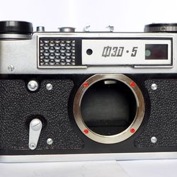 FED-5 rangefinder film camera 35 mm M39 mount USSR body
