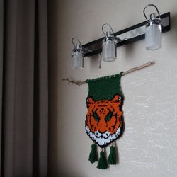 PATTERN Crochet Tiger Wall Hanging. Tutorial wall hanging decor pdf. Crochet decor. Nursery wall decor. Kids room decor.