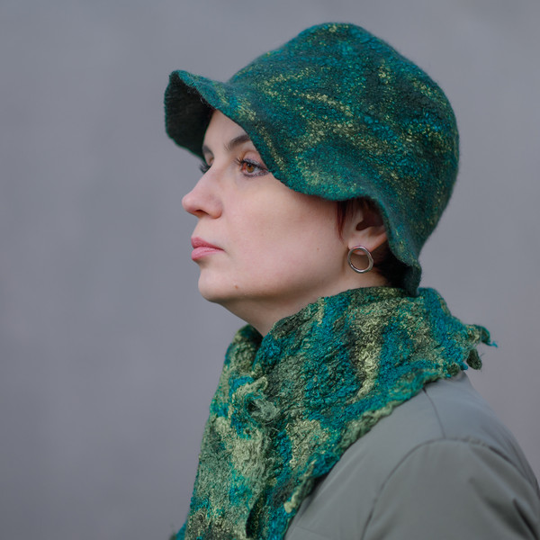 panama-scarf-green-trendy-wool-OOAK-handmade-2023-gift-present-fashion-trend 3.jpg