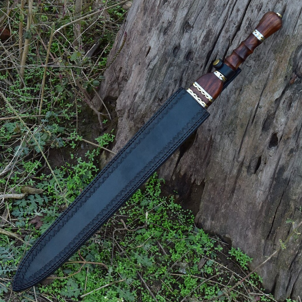 Ancient Roman Inspired Damascus Steel Gladius reviewjpg