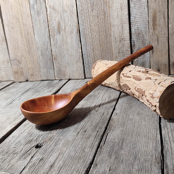 Handmade-willow-spoon.jpg